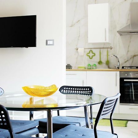 Casa Verdi, Confortevole Bilocale In Centro, 1° P Apartment Bagheria Luaran gambar